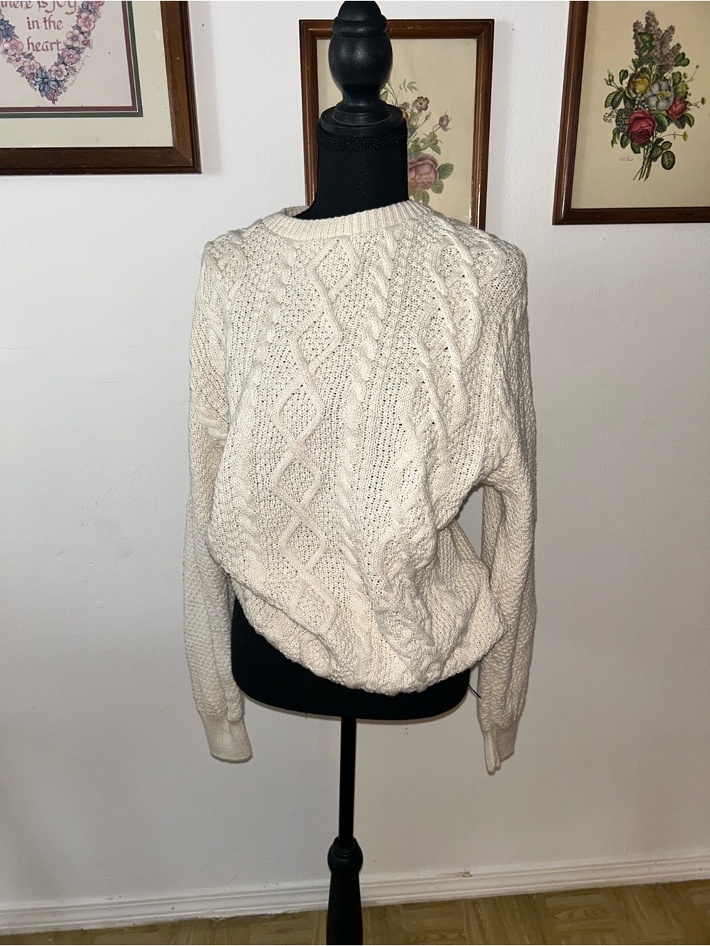 Oscar de la Renta Cream Cable-Knit Crewneck Sweater